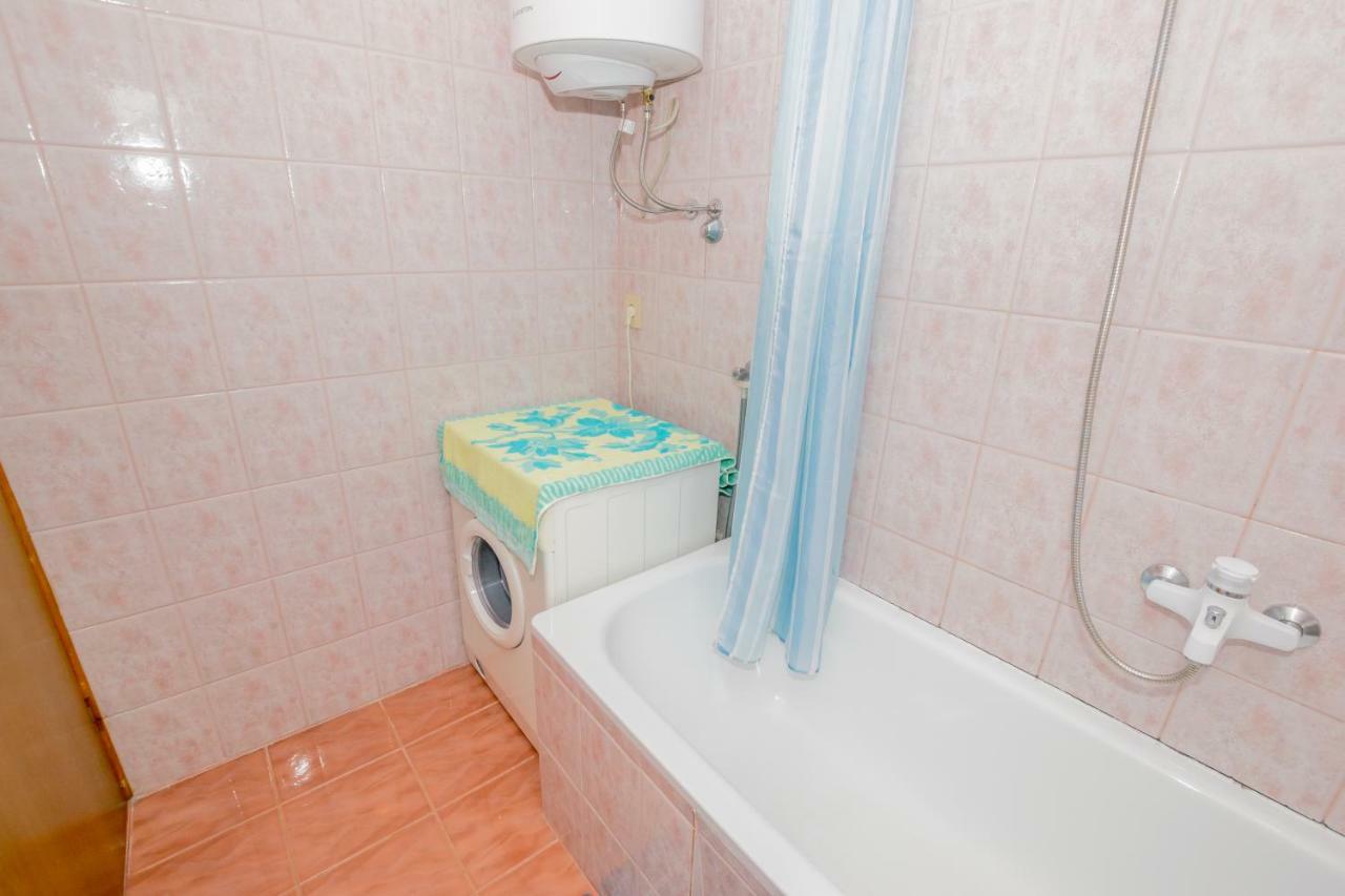 Apartments Mirjana Pula Extérieur photo